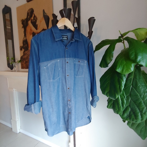 Express Other - Express Men's fitted denim button-down
